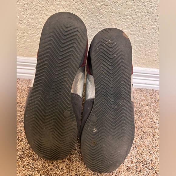 Golden Goose Sneakers - Picture 6 of 15